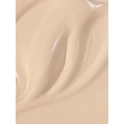 Madara Skin Equal Soft Glow Foundation — сияющая тональная основа SPF15 Porcelain 10